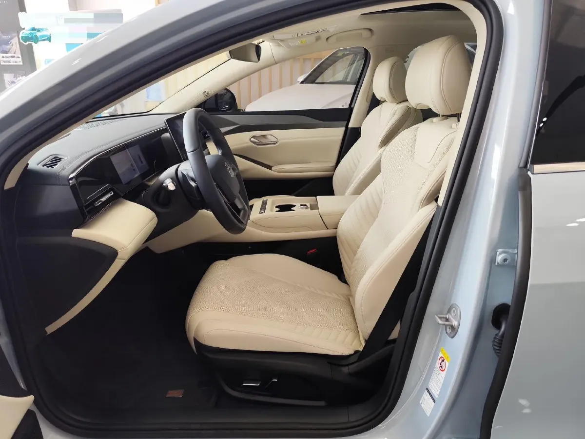 2025 BYD QinL BEV,autocango,china used car exporter,china ev exporter,chinese used car exporter,chinese used ev exporter