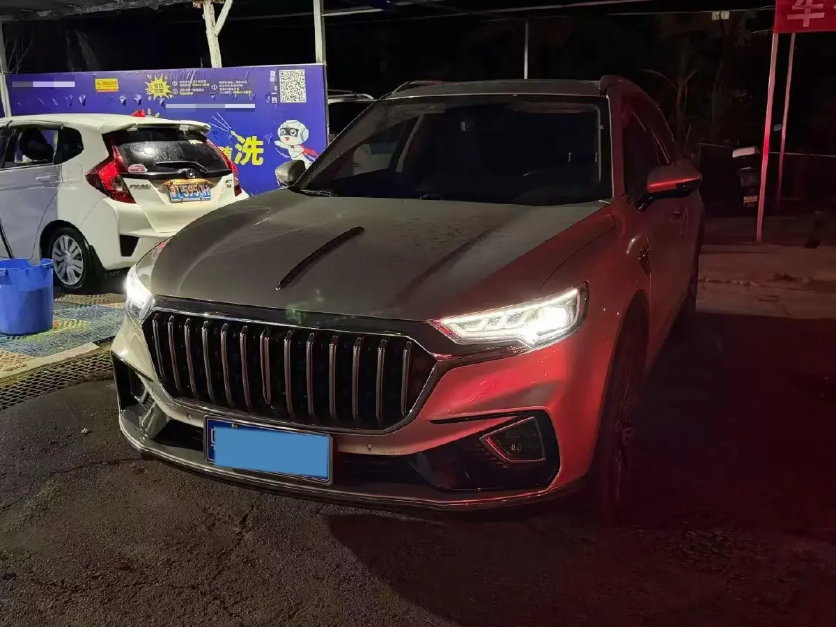 2022 HongQi HS5 2.0T 224HP L4 6AT