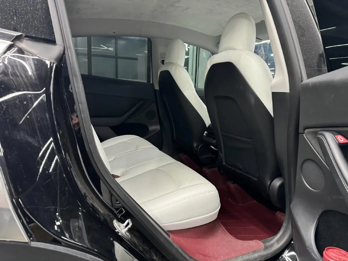 2022 Tesla Model Y BEV 60KWH,autocango,china used car exporter,china ev exporter,chinese used car exporter,chinese used ev exporter