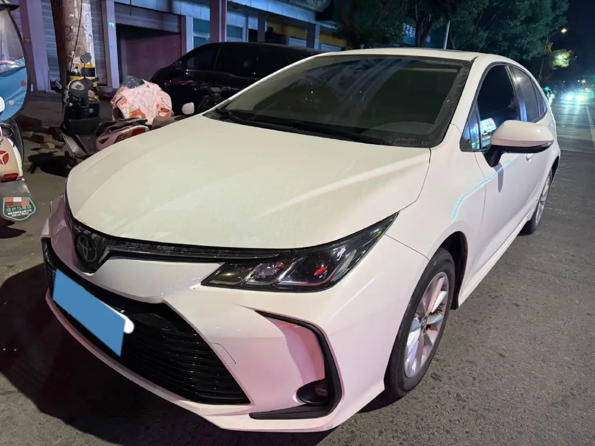 2021 Toyota Corolla 1.2T 116HP L4 CVT 2021 Toyota Corolla 1.2T 116HP L4 CVT