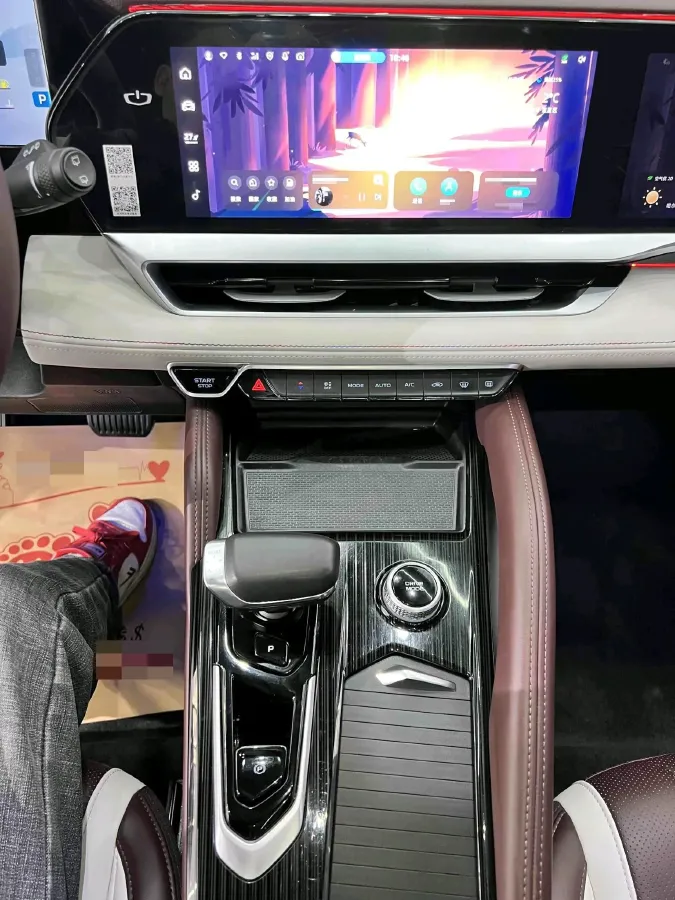 2021 Geely Monjaro 2.0T 238HP L4 8AT,autocango,china used car exporter,china ev exporter,chinese used car exporter,chinese used ev exporter