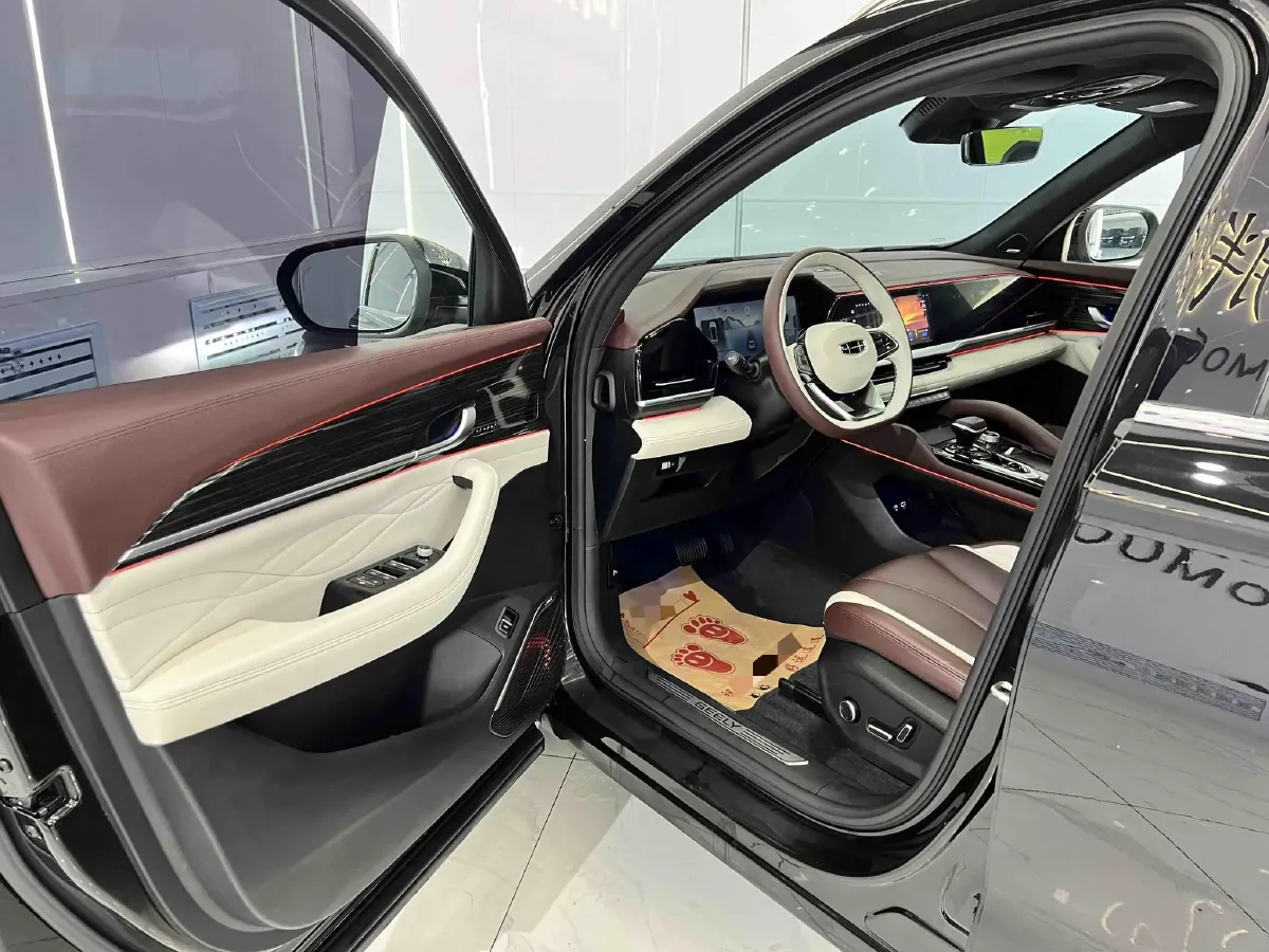 2021 Geely Monjaro 2.0T 238HP L4 8AT,autocango,china used car exporter,china ev exporter,chinese used car exporter,chinese used ev exporter