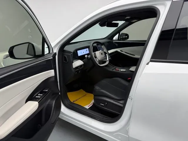 2023 Geely Galaxy L7 1.5T 163HP L4 3DHT PHEV 9.11KWH,autocango,china used car exporter,china ev exporter,chinese used car exporter,chinese used ev exporter