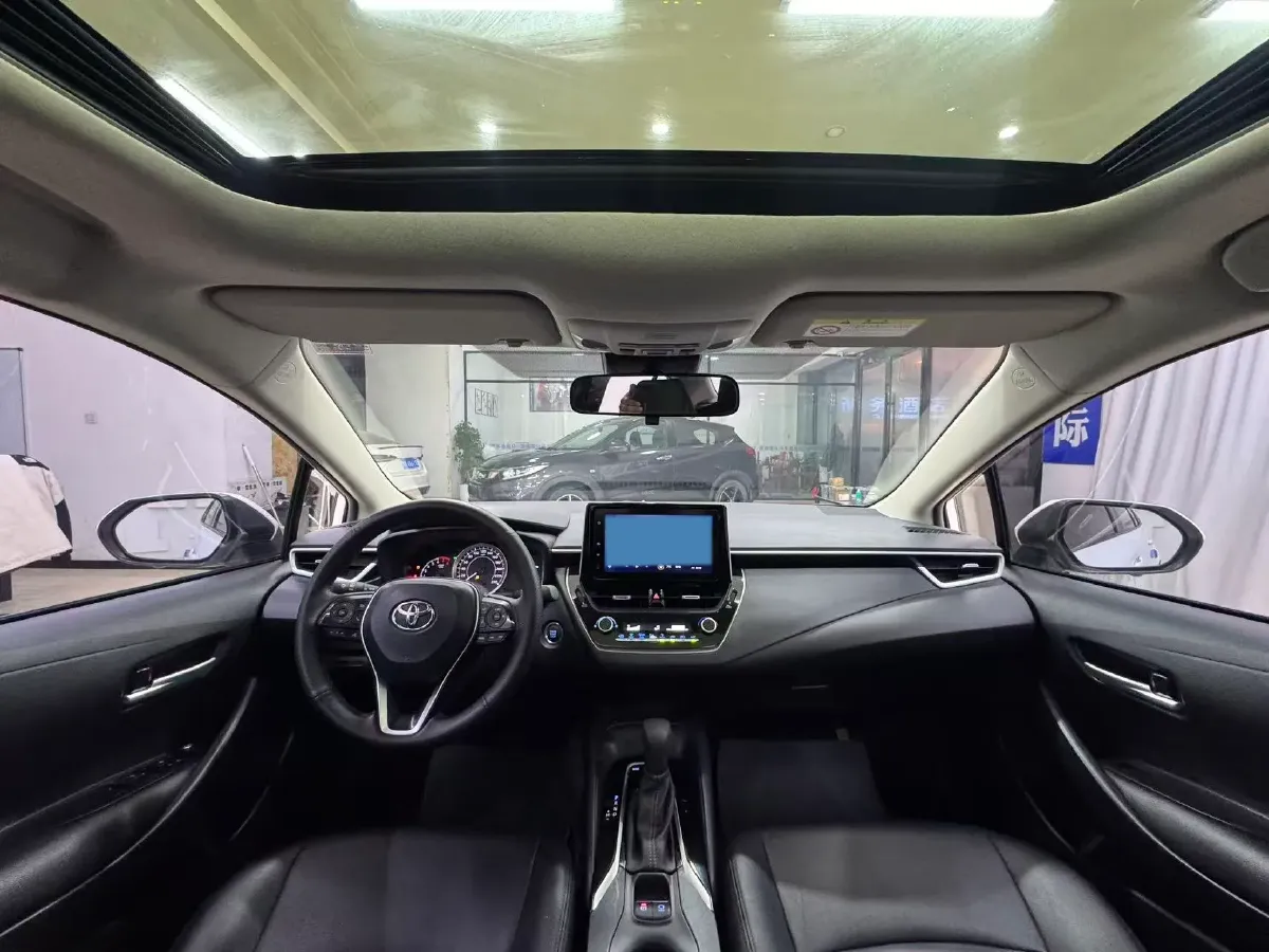 2021 Toyota Corolla 1.2T 116HP L4 CVT,autocango,china used car exporter,china ev exporter,chinese used car exporter,chinese used ev exporter