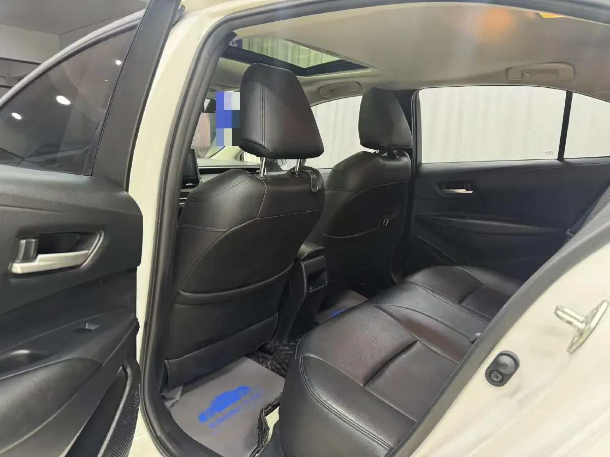 2021 Toyota Corolla 1.2T 116HP L4 CVT,autocango,china used car exporter,china ev exporter,chinese used car exporter,chinese used ev exporter