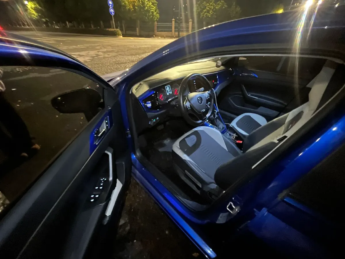 2021 DongFeng Aeolus AX7 1.6T 170HP L4 6AT,autocango,china used car exporter,china ev exporter,chinese used car exporter,chinese used ev exporter