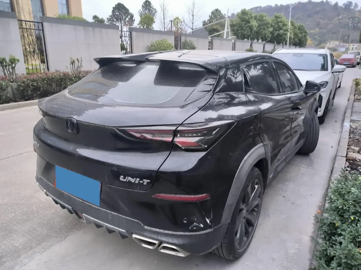 2020 ChangAn UNI-T 1.5T 180HP L4 7DCT,autocango,china used car exporter,china ev exporter,chinese used car exporter,chinese used ev exporter