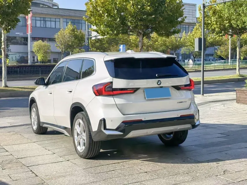 2023 BMW X1 1.5T 156HP L3 7DCT,autocango,china used car exporter,china ev exporter,chinese used car exporter,chinese used ev exporter