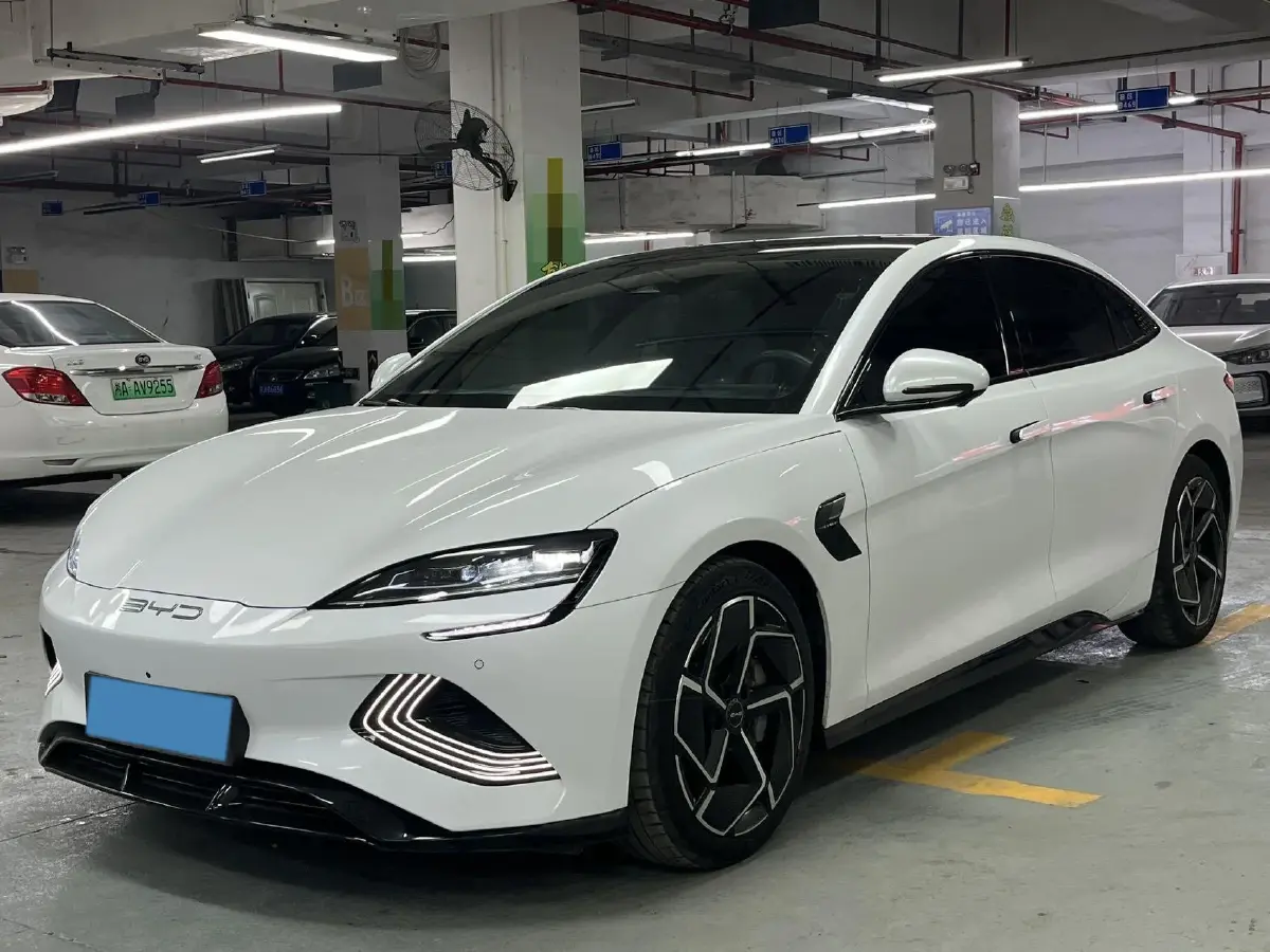 2023 BYD Seal BEV 82.5KWH