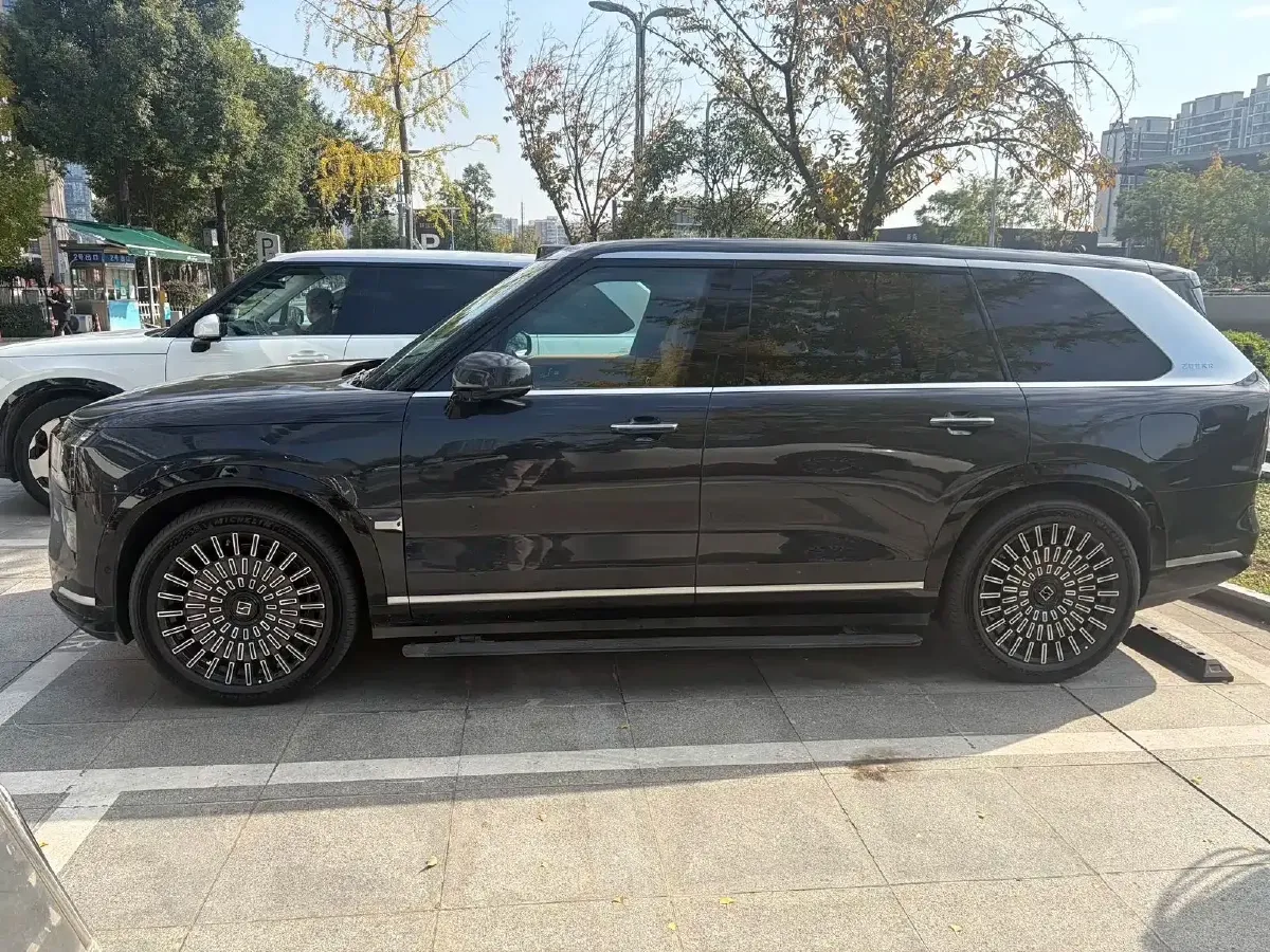 2025 Zeekr 9X 2.0T 279HP L4 1DHT PHEV,autocango,china used car exporter,china ev exporter,chinese used car exporter,chinese used ev exporter