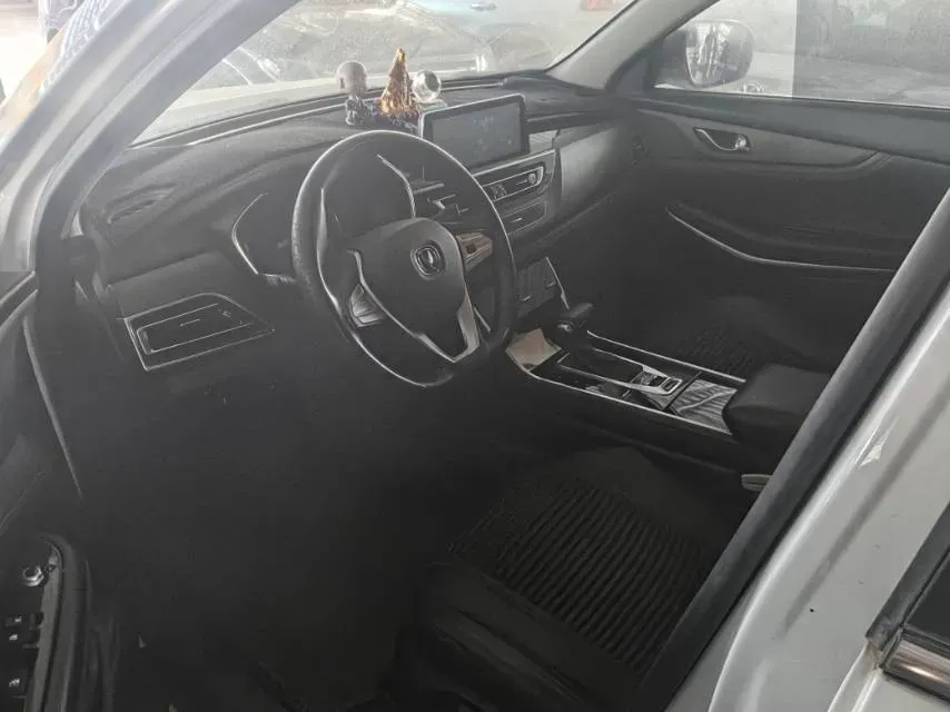 2021 ChangAn CS75 1.5T 178HP L4 7DCT,autocango,china used car exporter,china ev exporter,chinese used car exporter,chinese used ev exporter