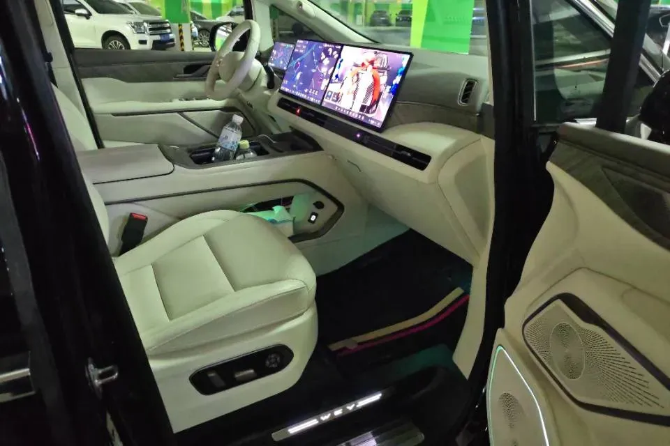 2025 WEY HighMountain 1.5T 170HP L4 4DHT PHEV,autocango,china used car exporter,china ev exporter,chinese used car exporter,chinese used ev exporter