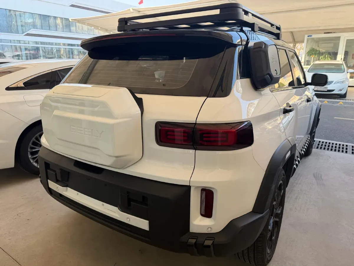 2025 Geely Cowboy 1.5T 181HP L4 7DCT,autocango,china used car exporter,china ev exporter,chinese used car exporter,chinese used ev exporter