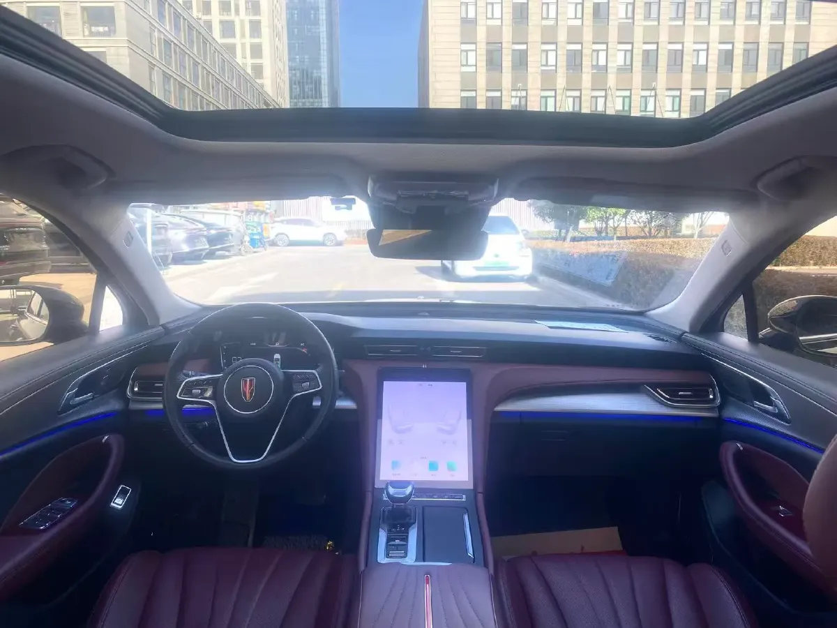 2023 HongQi H5 2.0T 224HP L4 8AT,autocango,china used car exporter,china ev exporter,chinese used car exporter,chinese used ev exporter