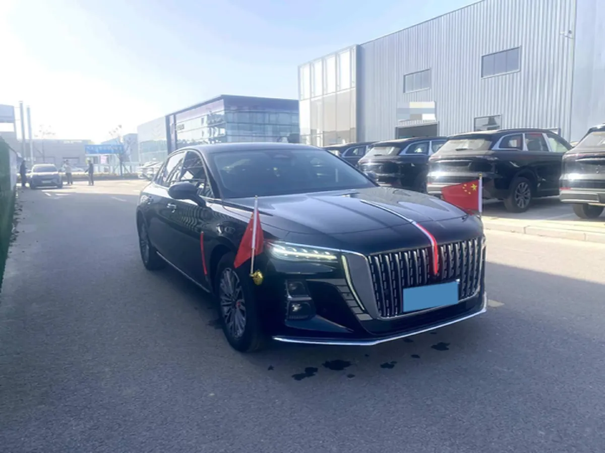 2023 HongQi H5 2.0T 224HP L4 8AT,autocango,china used car exporter,china ev exporter,chinese used car exporter,chinese used ev exporter