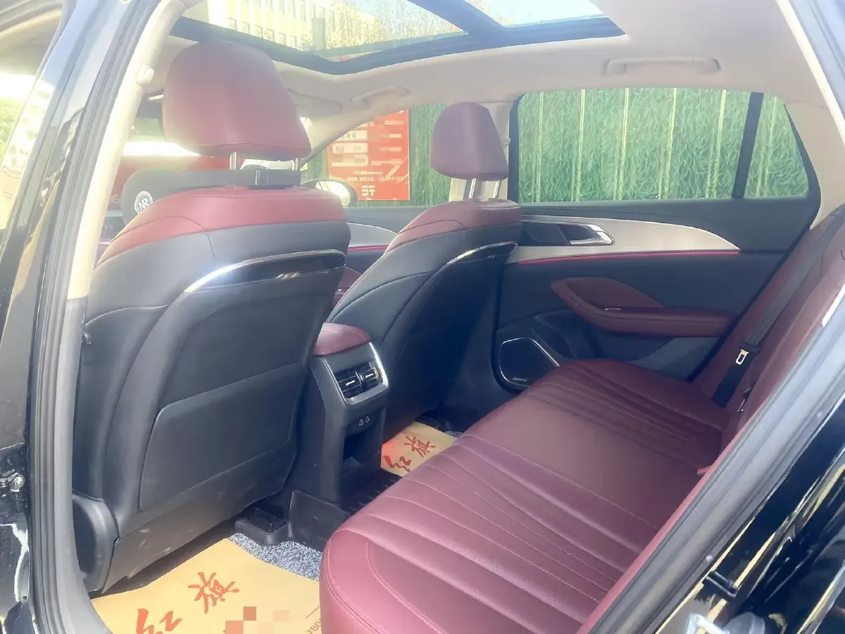 2023 HongQi H5 2.0T 224HP L4 8AT,autocango,china used car exporter,china ev exporter,chinese used car exporter,chinese used ev exporter