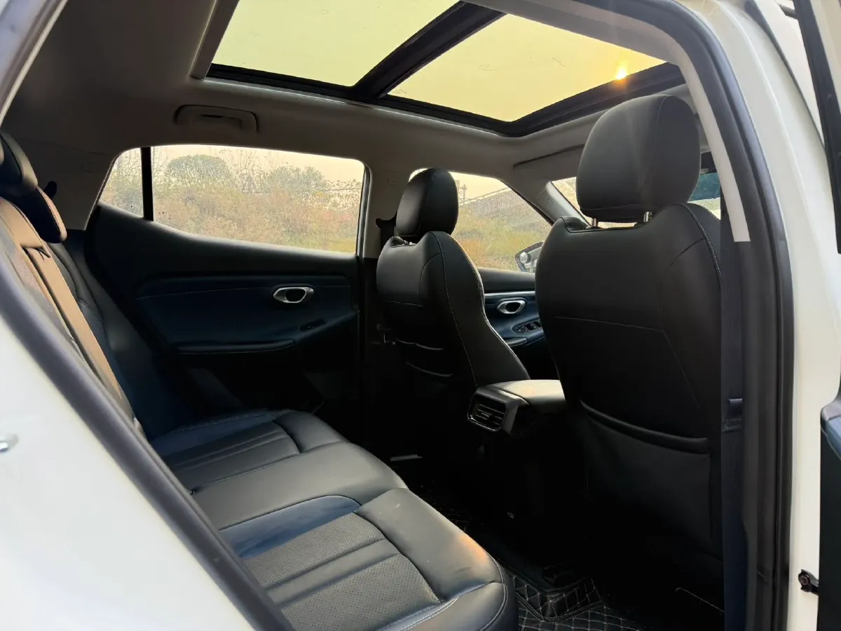 2023 GAC Trumpchi GS3 1.5T 177HP L4 7DCT,autocango,china used car exporter,china ev exporter,chinese used car exporter,chinese used ev exporter