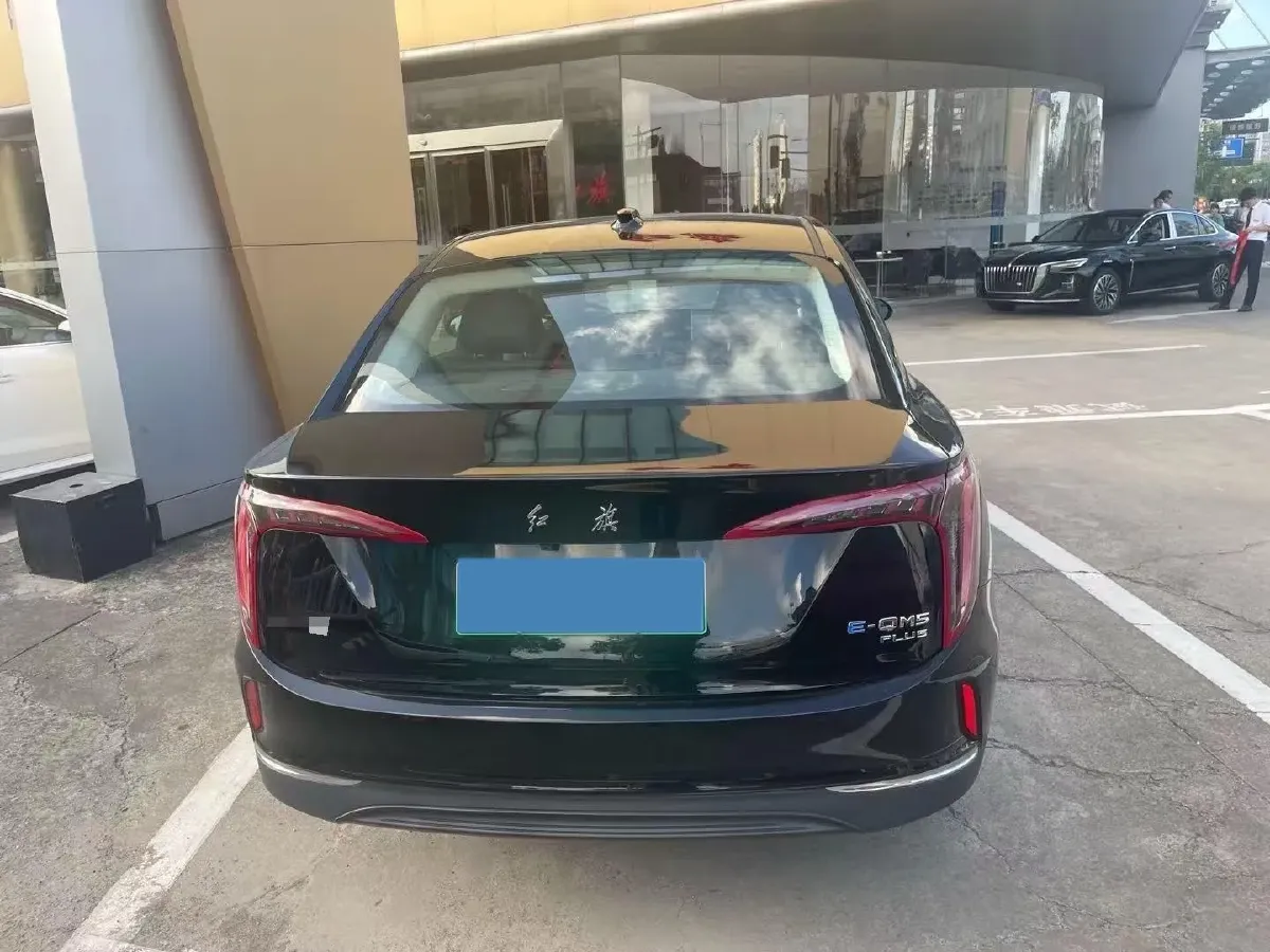 2023 HongQi E-QM5 BEV 74.9KWH,autocango,china used car exporter,china ev exporter,chinese used car exporter,chinese used ev exporter