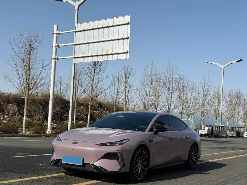 2024 Geely Galaxy E8 BEV 75.6KWH,autocango,china used car exporter,china ev exporter,chinese used car exporter,chinese used ev exporter