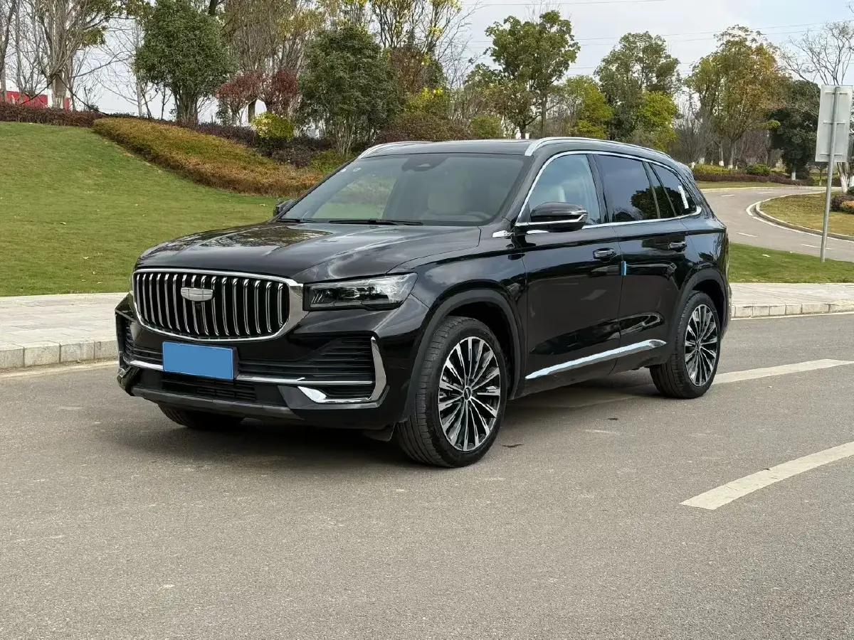 2025 Geely Monjaro 2.0T 238HP L4 8AT