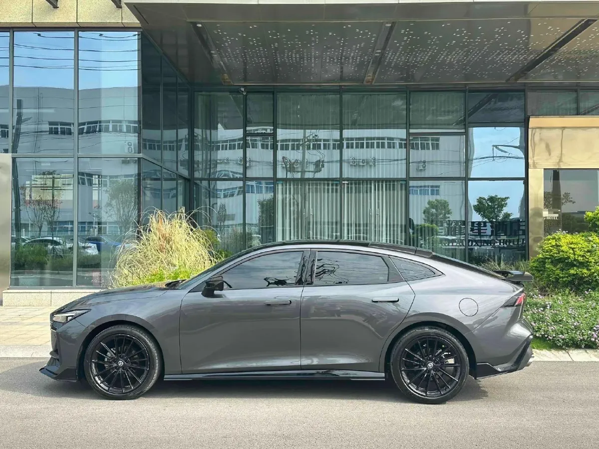 2023 ChangAn UNI-V 1.5T 188HP L4 7DCT,autocango,china used car exporter,china ev exporter,chinese used car exporter,chinese used ev exporter