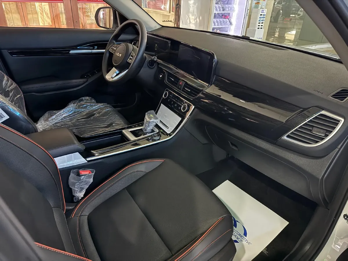 2023 Kia Seltos 1.5L 115HP L4 CVT,autocango,china used car exporter,china ev exporter,chinese used car exporter,chinese used ev exporter