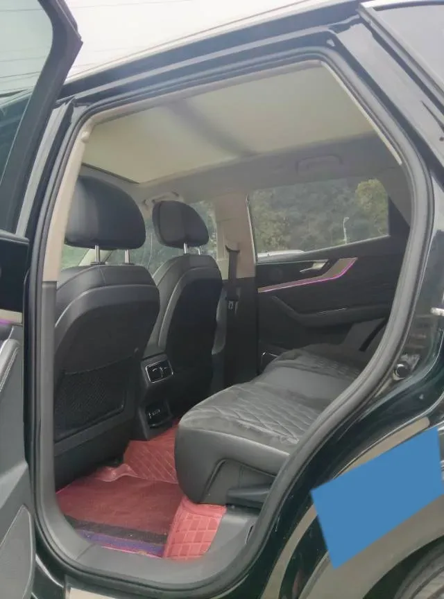 2019 HongQi HS5 2.0T 224HP L4 6AT,autocango,china used car exporter,china ev exporter,chinese used car exporter,chinese used ev exporter
