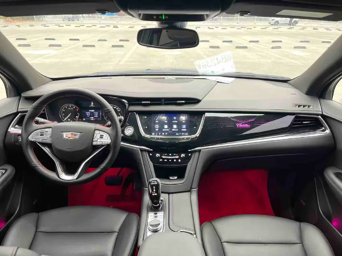 2022 Cadillac XT6 2.0T 237HP L4 9AT,autocango,china used car exporter,china ev exporter,chinese used car exporter,chinese used ev exporter