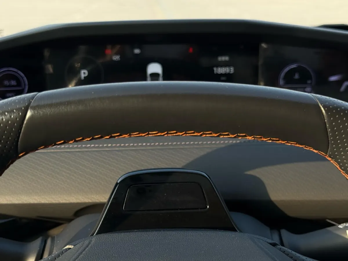 2022 ChangAn UNI-V 1.5T 188HP L4 7DCT,autocango,china used car exporter,china ev exporter,chinese used car exporter,chinese used ev exporter