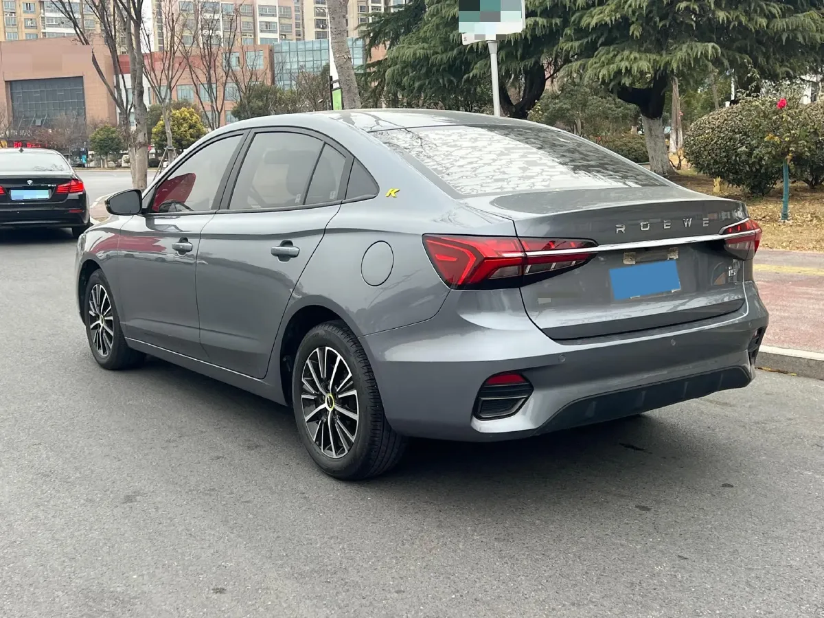 2021 Roewe i5 1.5L 120HP L4 CVT,autocango,china used car exporter,china ev exporter,chinese used car exporter,chinese used ev exporter