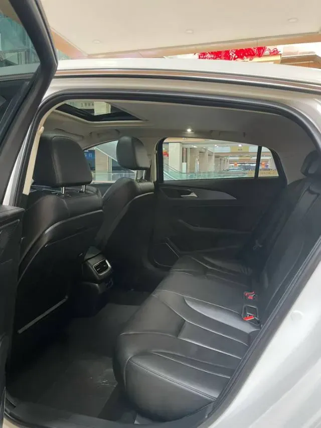 2022 HongQi H5 1.5T 169HP L4 7DCT,autocango,china used car exporter,china ev exporter,chinese used car exporter,chinese used ev exporter