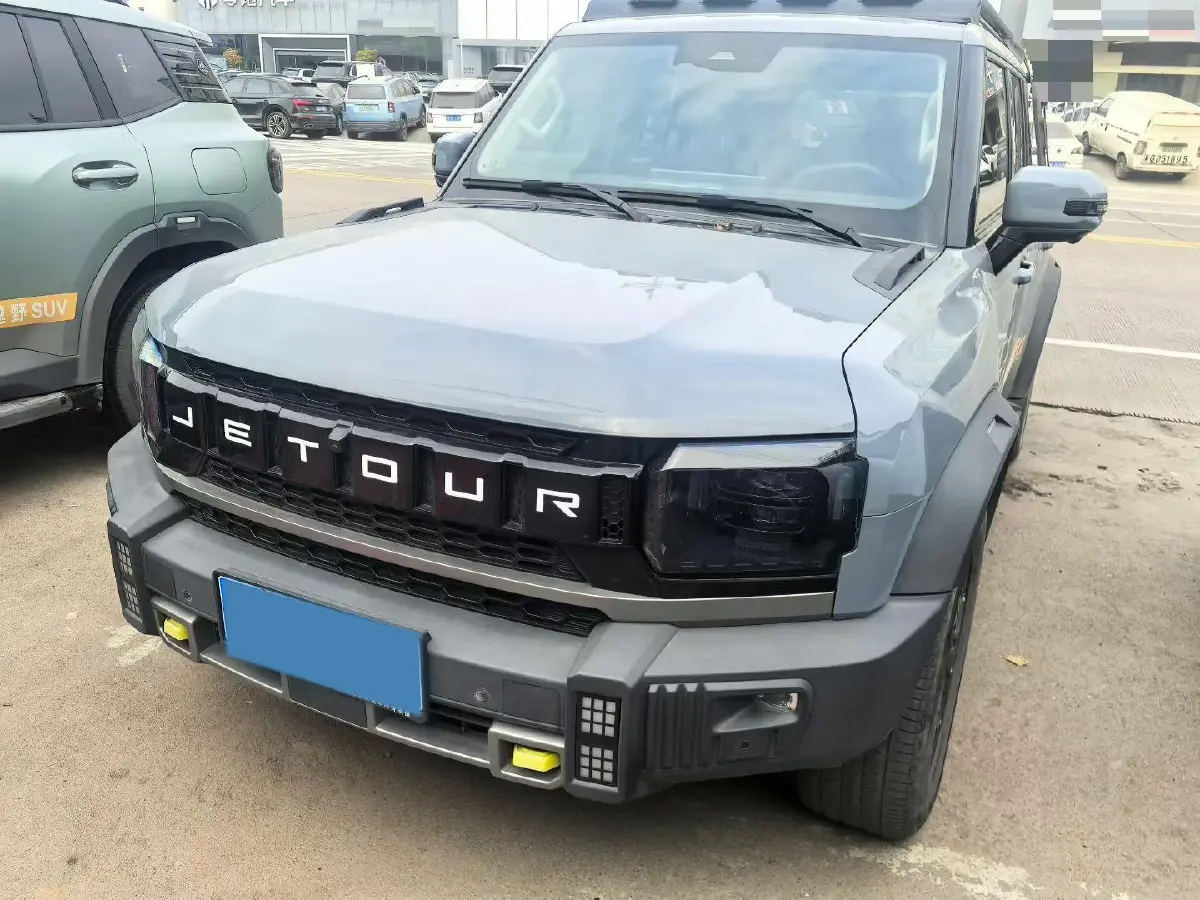 2023 Jetour Traveller 2.0T 254HP L4 7DCT