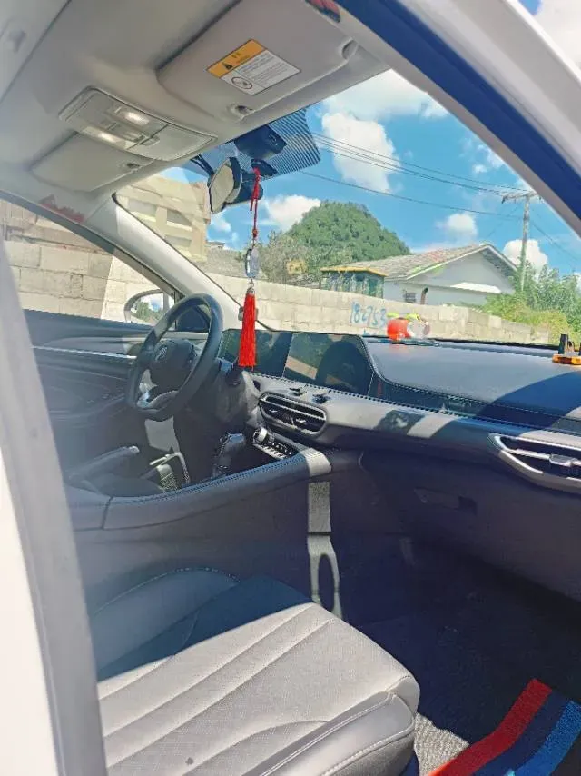 2021 ChangAn Eado 1.6L 128HP L4 5MT,autocango,china used car exporter,china ev exporter,chinese used car exporter,chinese used ev exporter