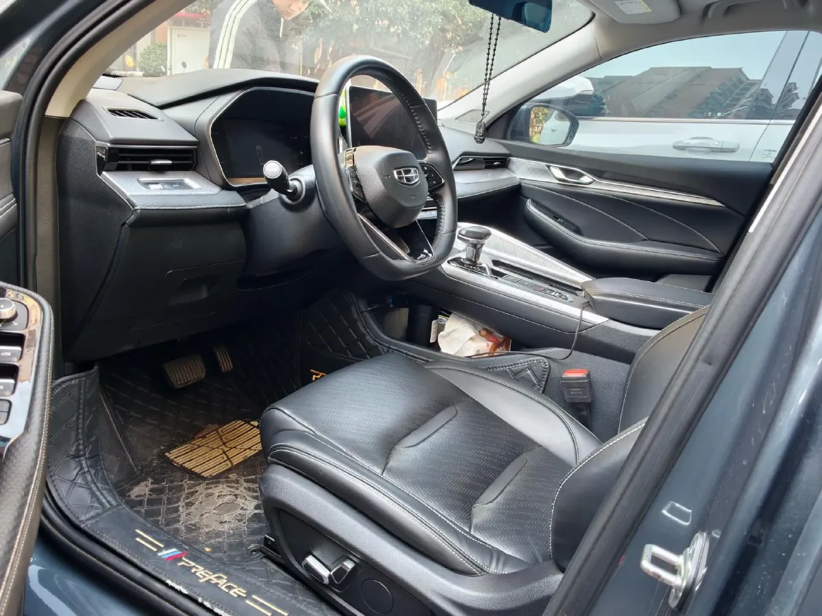 2020 Geely Binray 1.0T 133HP L3 6DCT,autocango,china used car exporter,china ev exporter,chinese used car exporter,chinese used ev exporter