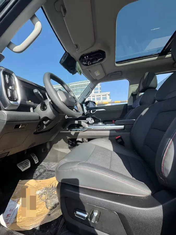 2023 Jetour Traveller 2.0T 254HP L4 7DCT,autocango,china used car exporter,china ev exporter,chinese used car exporter,chinese used ev exporter