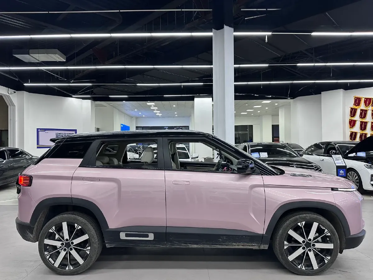 2023 Geely ICON 1.5T 181HP L4 7DCT,autocango,china used car exporter,china ev exporter,chinese used car exporter,chinese used ev exporter