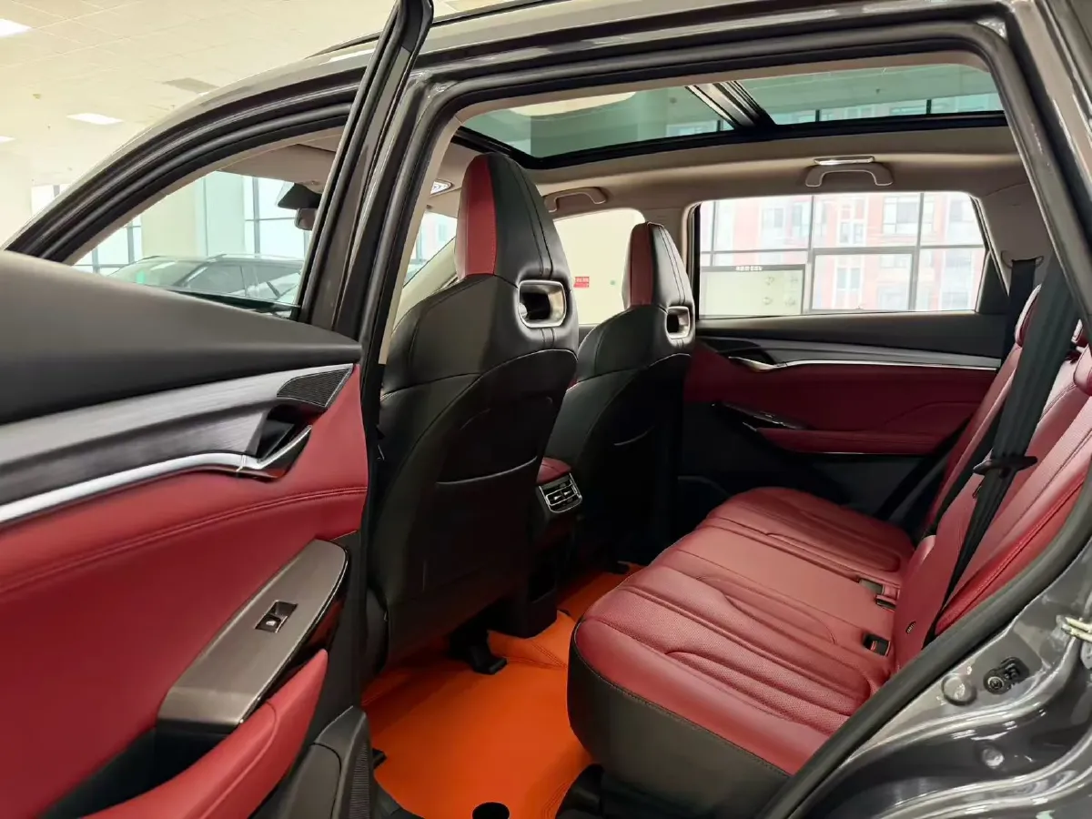 2021 ChangAn CS75 Plus 1.5T 178HP L4 6AT,autocango,china used car exporter,china ev exporter,chinese used car exporter,chinese used ev exporter