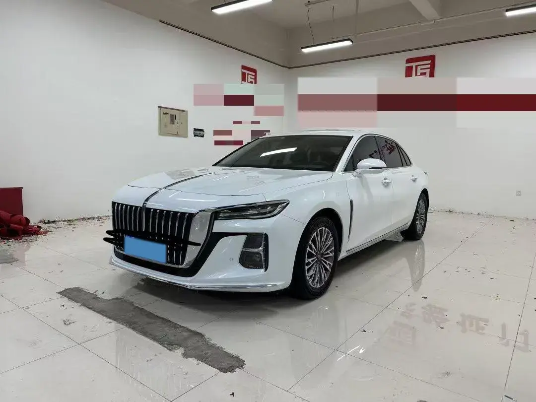 2023 HongQi H5 2.0T 224HP L4 8AT