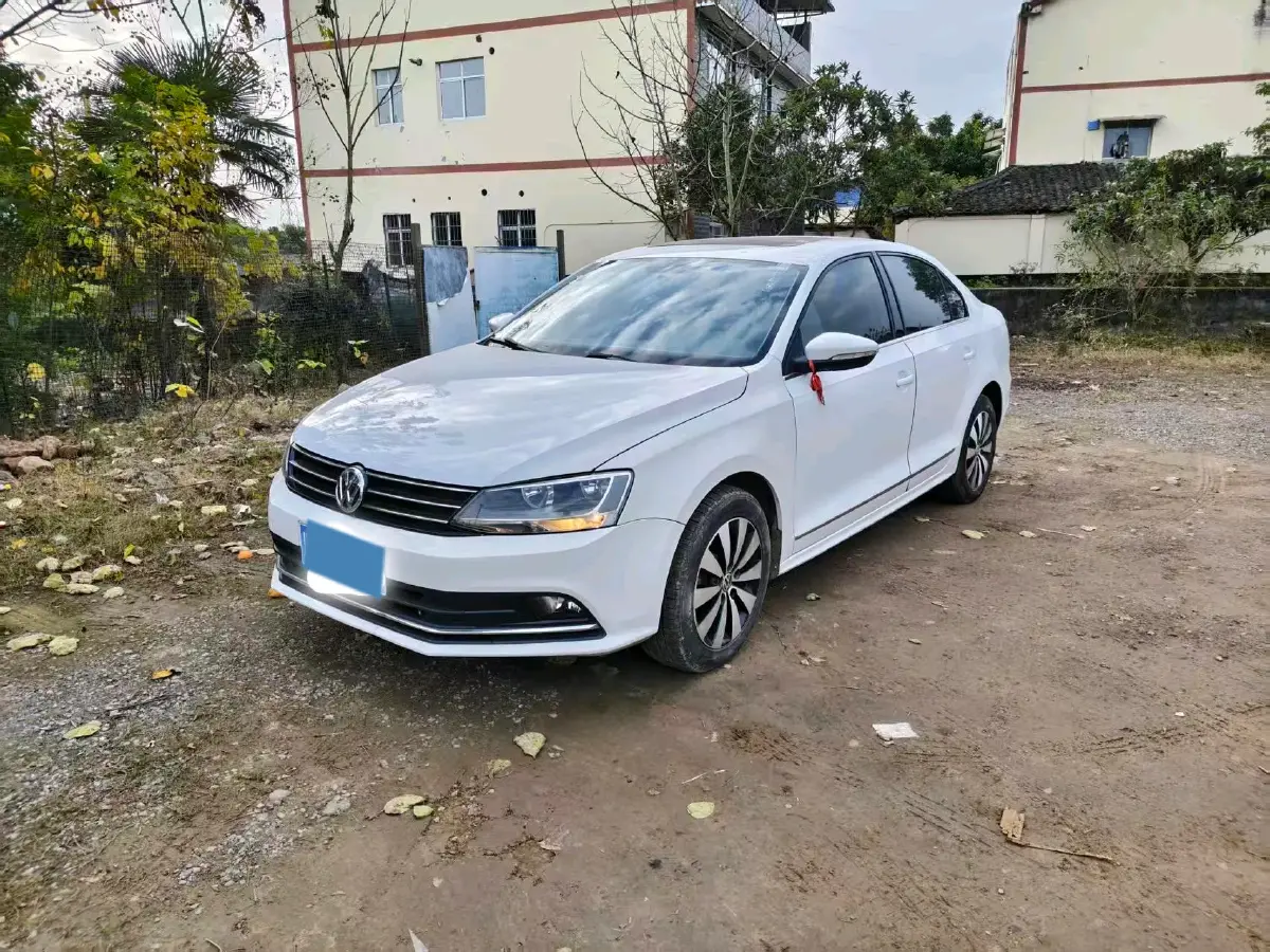2018 Volkswagen Bora 1.5L 110HP L4 6AT
