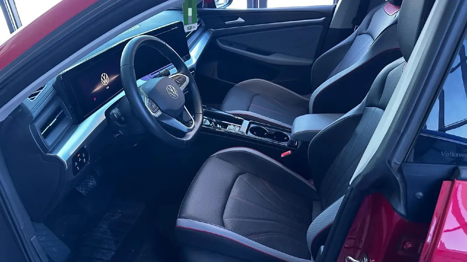 2022 Jetour DASHING i-DM 1.5T 156HP L4 3DHT PHEV 19.27KWH,autocango,china used car exporter,china ev exporter,chinese used car exporter,chinese used ev exporter