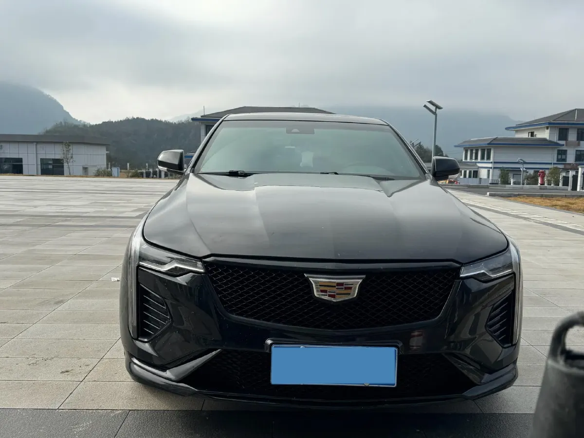 2022 Cadillac CT4 2.0T 237HP L4 8AT,autocango,china used car exporter,china ev exporter,chinese used car exporter,chinese used ev exporter