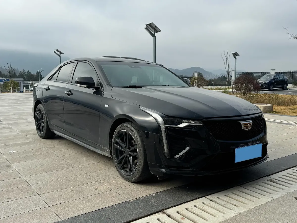 2022 Cadillac CT4 2.0T 237HP L4 8AT,autocango,china used car exporter,china ev exporter,chinese used car exporter,chinese used ev exporter