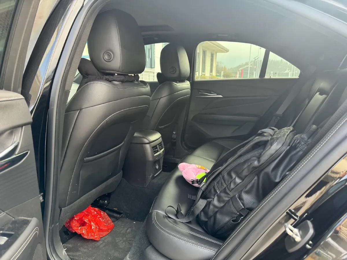 2022 Cadillac CT4 2.0T 237HP L4 8AT,autocango,china used car exporter,china ev exporter,chinese used car exporter,chinese used ev exporter