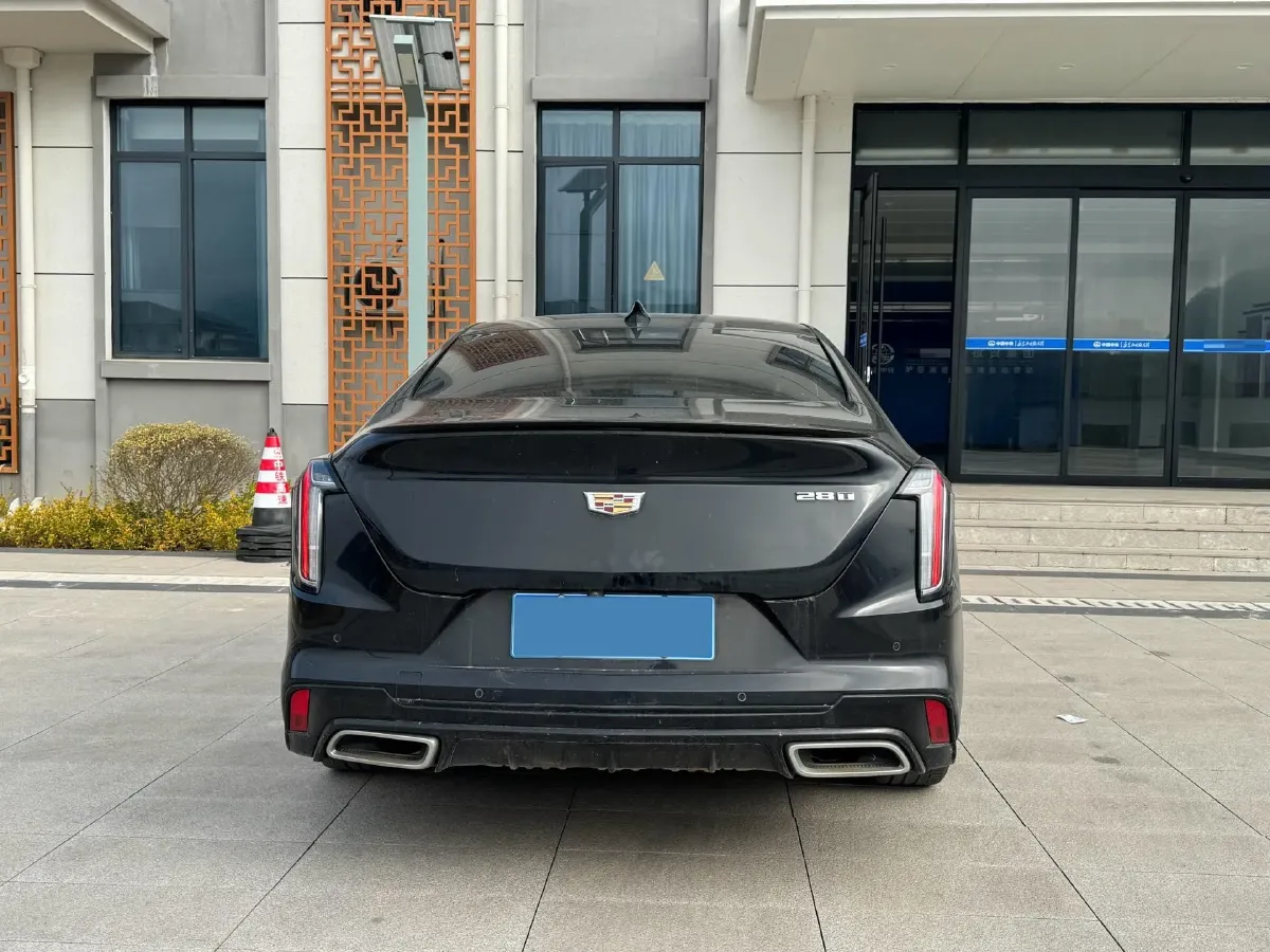 2022 Cadillac CT4 2.0T 237HP L4 8AT,autocango,china used car exporter,china ev exporter,chinese used car exporter,chinese used ev exporter