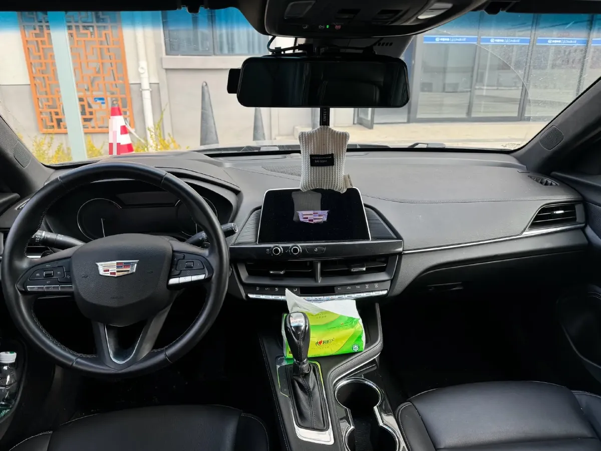 2022 Cadillac CT4 2.0T 237HP L4 8AT,autocango,china used car exporter,china ev exporter,chinese used car exporter,chinese used ev exporter