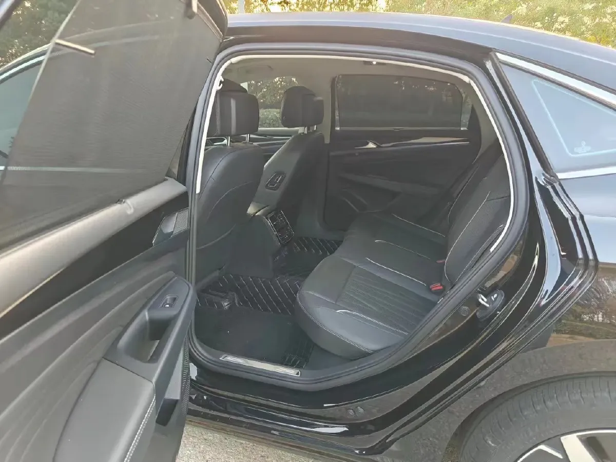 2023 Volkswagen Passat 2.0T 186HP L4 7DCT,autocango,china used car exporter,china ev exporter,chinese used car exporter,chinese used ev exporter