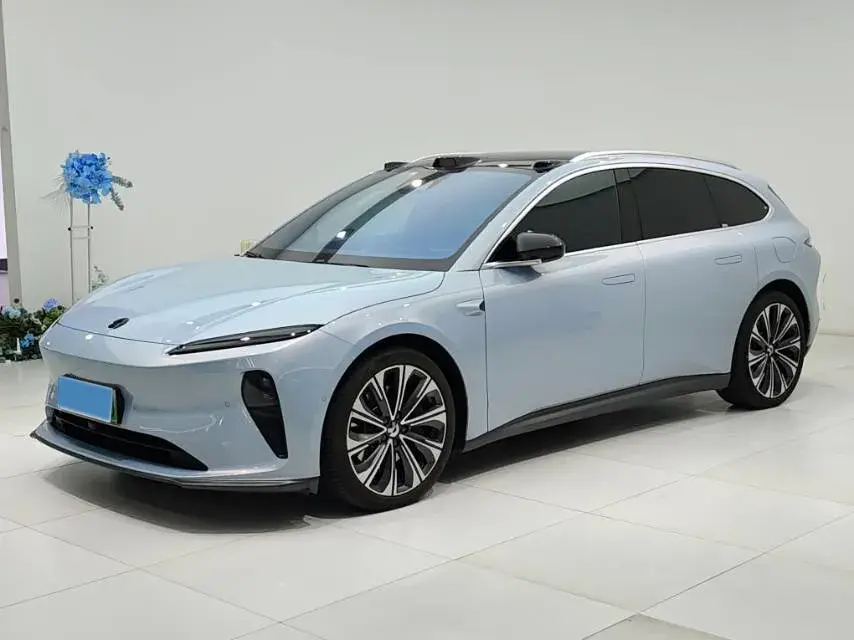 2023 NIO ET5T BEV 75KWH