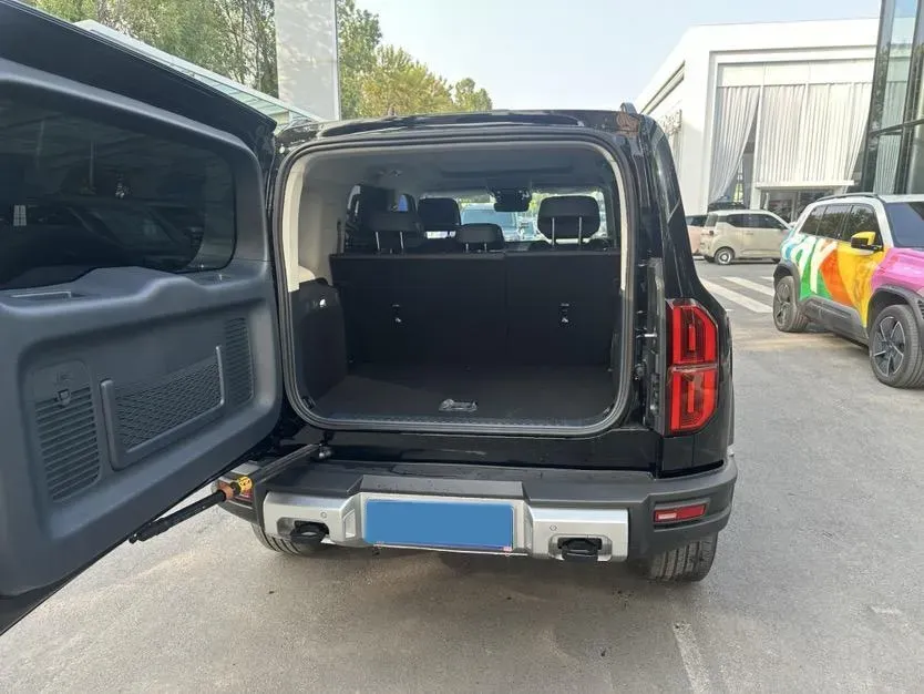 2023 FangChengBao Bao 5 1.5T 194HP L4 E-CVT PHEV 31.8KWH,autocango,china used car exporter,china ev exporter,chinese used car exporter,chinese used ev exporter