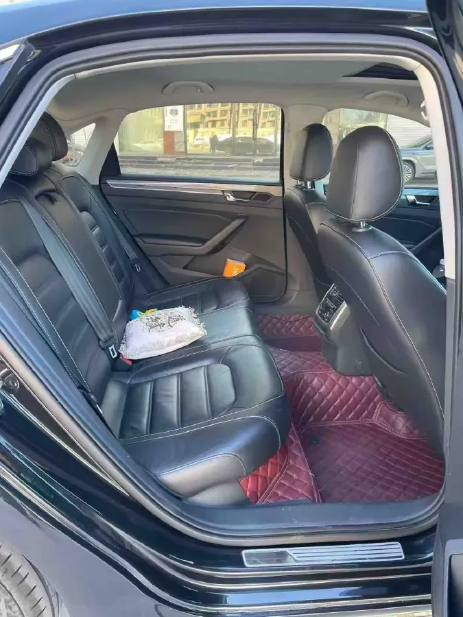 2017 Volkswagen Passat 1.8T 180HP L4 7DCT,autocango,china used car exporter,china ev exporter,chinese used car exporter,chinese used ev exporter