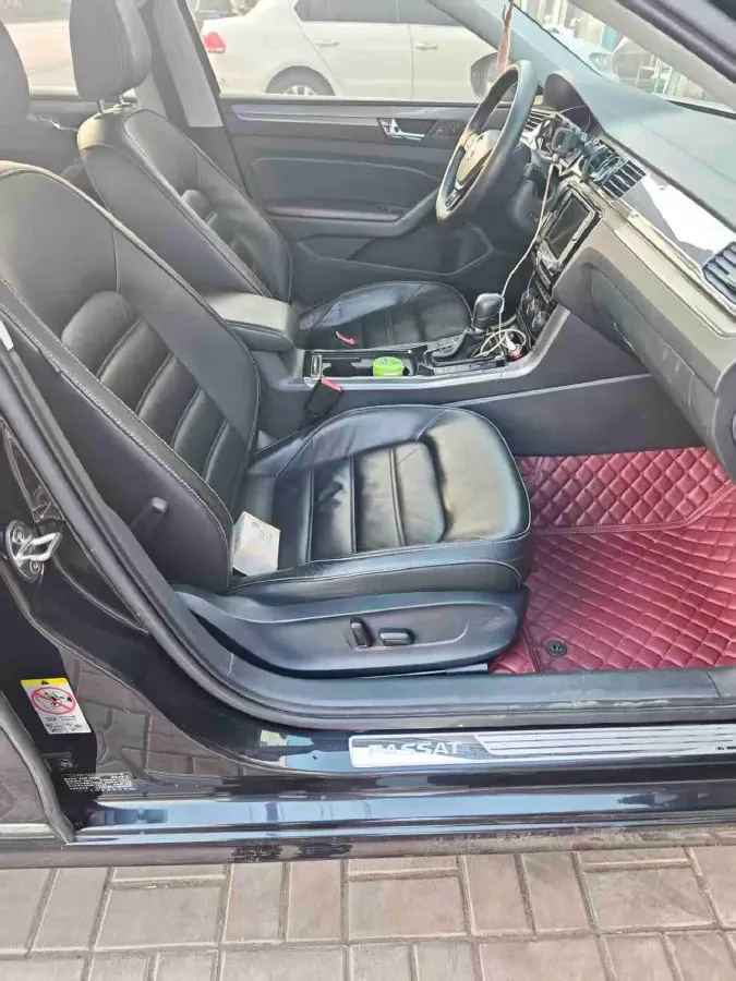 2017 Volkswagen Passat 1.8T 180HP L4 7DCT,autocango,china used car exporter,china ev exporter,chinese used car exporter,chinese used ev exporter